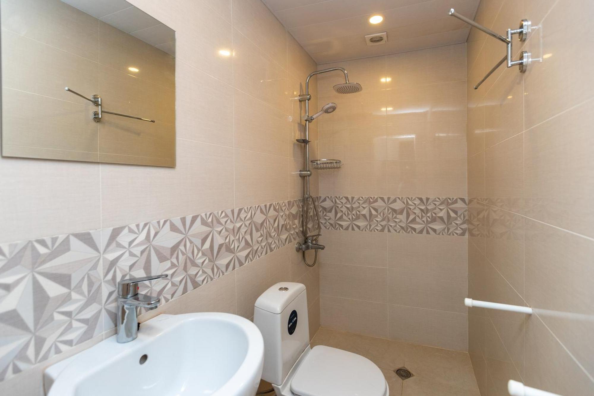 Giorgi'S Apartment تبليسي المظهر الخارجي الصورة