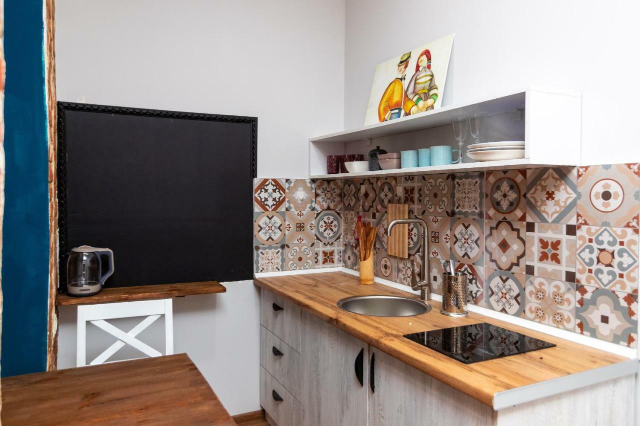 Giorgi'S Apartment تبليسي المظهر الخارجي الصورة