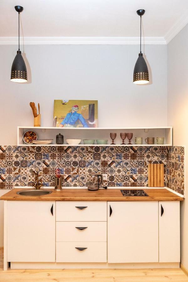 Giorgi'S Apartment تبليسي المظهر الخارجي الصورة