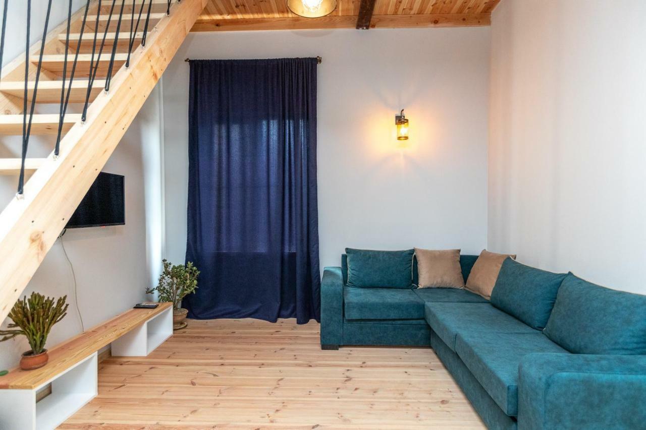 Giorgi'S Apartment تبليسي المظهر الخارجي الصورة