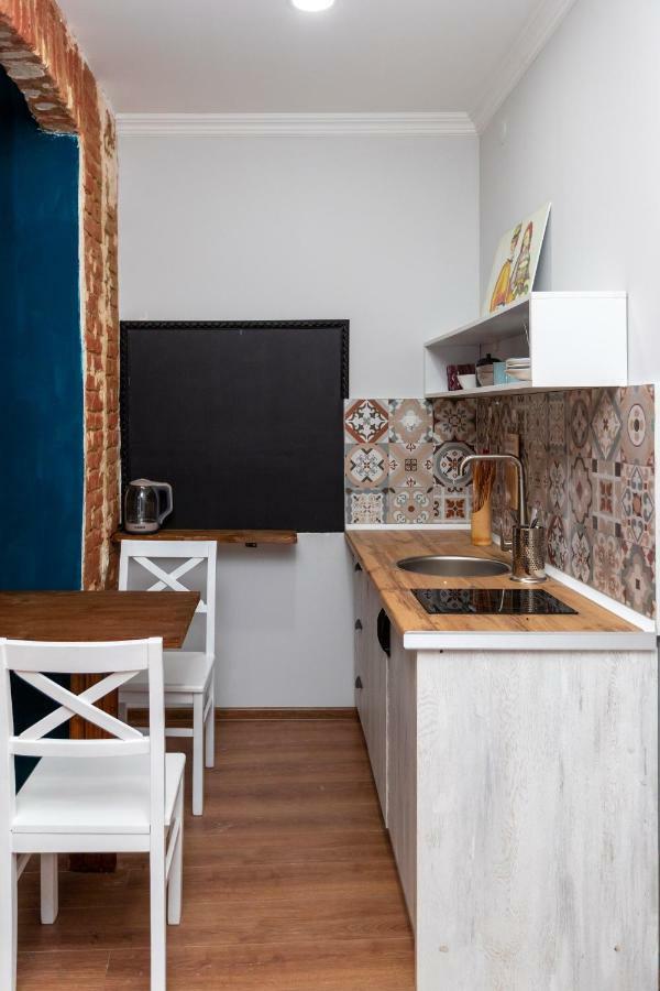Giorgi'S Apartment تبليسي المظهر الخارجي الصورة