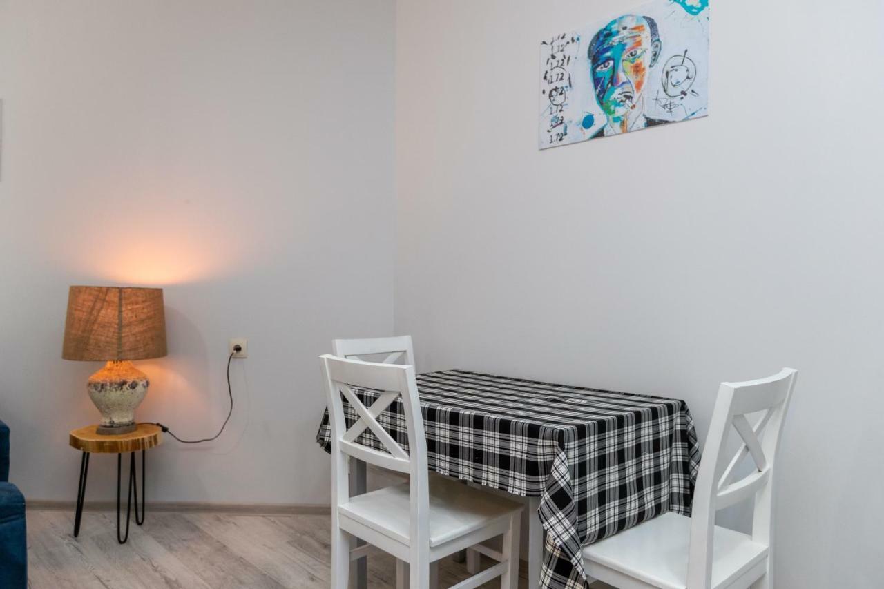 Giorgi'S Apartment تبليسي المظهر الخارجي الصورة